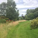 Home Comforts In Peaceful 2 Acres
